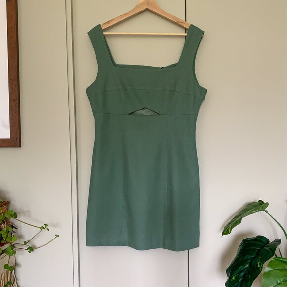 New Avec Les Filles Linen Blend Cut-Out Mini Sheath Dress Sage Green Size M - Picture 4 of 11